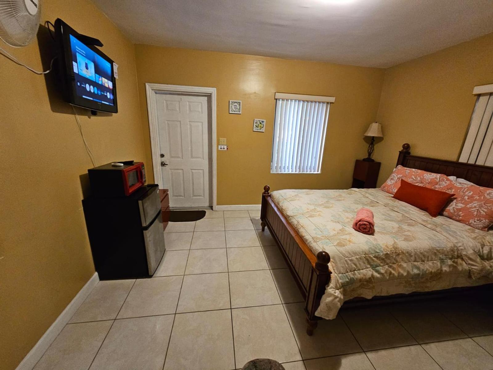 Royal Poinciana Stay Miami Springs Exterior foto
